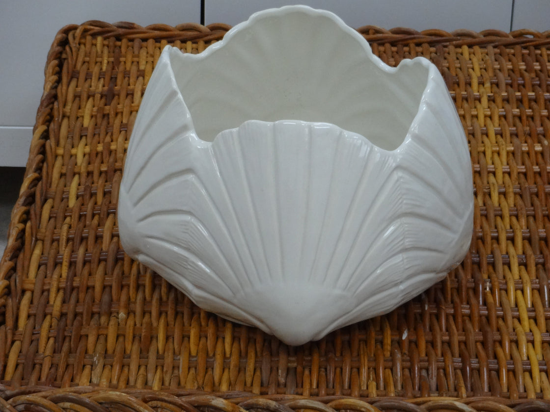 Large Ceramic Clam Shell Cachepot